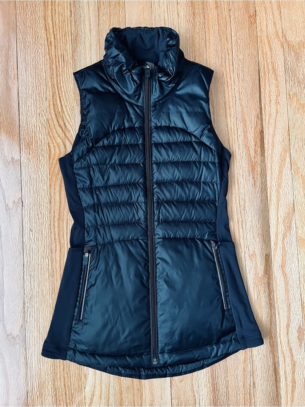 Lululemon black  Down For it A Run II women’s size 2